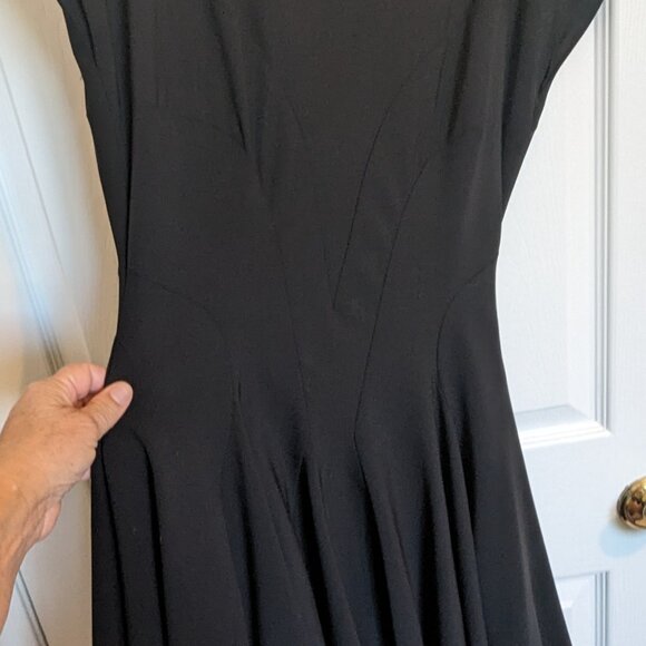 ART DECO | CIRCLE SKIRT | LBD with Fit & Flare | Hugo Boss | 6 | Black | - Picture 5 of 11